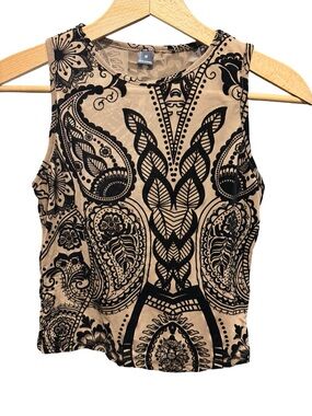 Sleeveless Beige & Black Paisley Print Tank Top